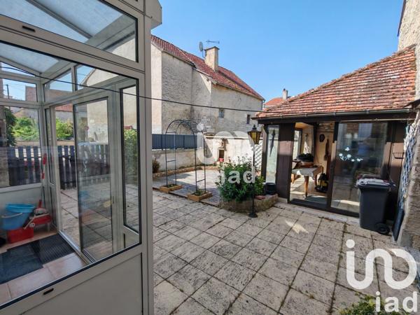 House for sale 4 rooms 99 m² Vanvey
