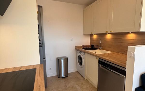 Appartement à louer    2 pièces • 42,06 m2 Gex