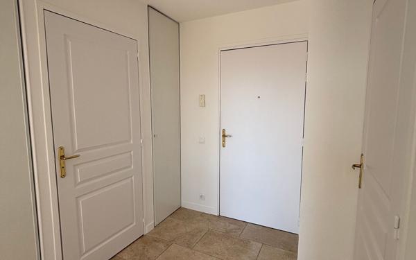 Appartement à louer    2 pièces • 42,06 m2 Gex