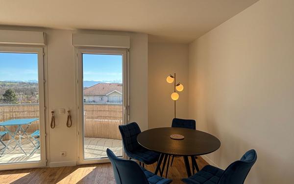 Appartement à louer    2 pièces • 42,06 m2 Gex