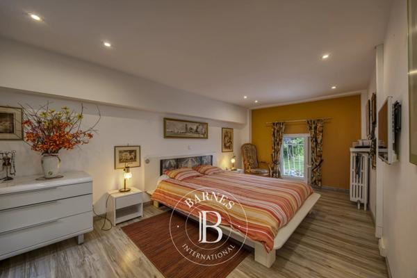 Cranves-Sales, Maison 4 Chambres -  371 m² à vendre