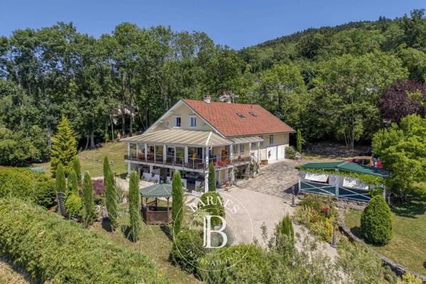 Cranves-Sales, Maison 4 Chambres -  371 m² à vendre