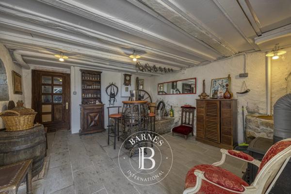 Cranves-Sales, Maison 4 Chambres -  371 m² à vendre