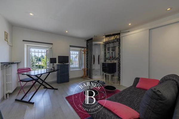 Cranves-Sales, Maison 4 Chambres -  371 m² à vendre