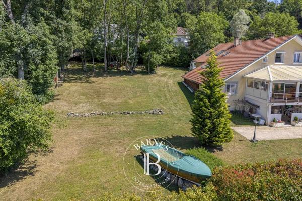 Cranves-Sales, Maison 4 Chambres -  371 m² à vendre