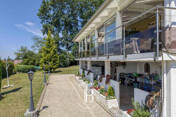 Cranves-Sales, Maison 4 Chambres -  371 m² à vendre