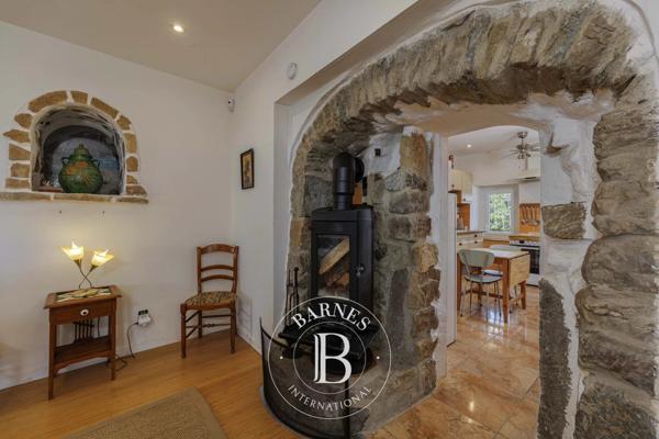 Cranves-Sales, Maison 4 Chambres -  371 m² à vendre
