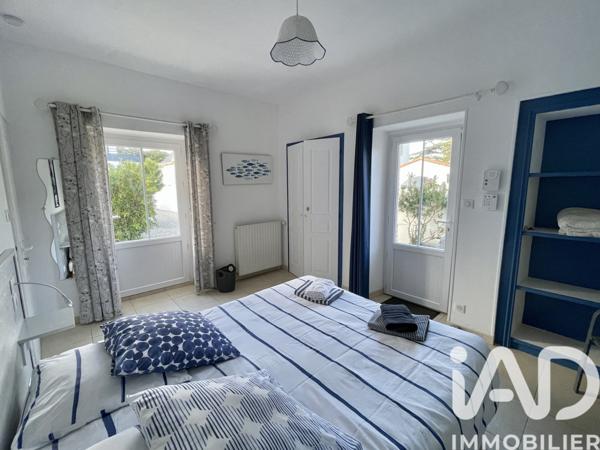 Maison à vendre 8 pièces 203 m² Saint-Gilles-Croix-de-Vie