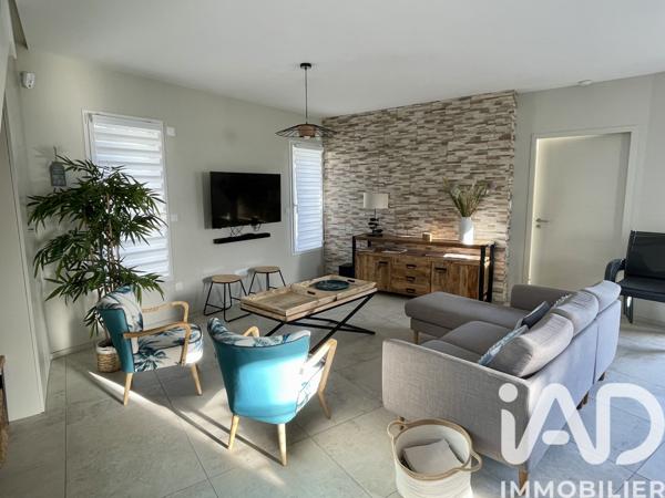 Maison à vendre 8 pièces 203 m² Saint-Gilles-Croix-de-Vie