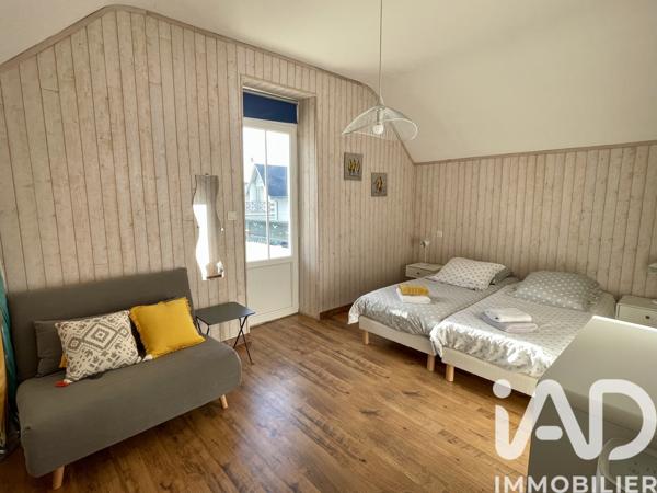 Maison à vendre 8 pièces 203 m² Saint-Gilles-Croix-de-Vie