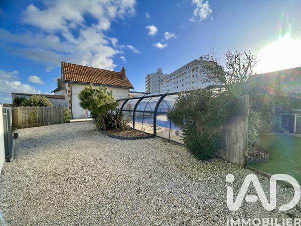 Maison à vendre 8 pièces 203 m² Saint-Gilles-Croix-de-Vie