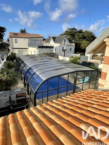 Maison à vendre 8 pièces 203 m² Saint-Gilles-Croix-de-Vie