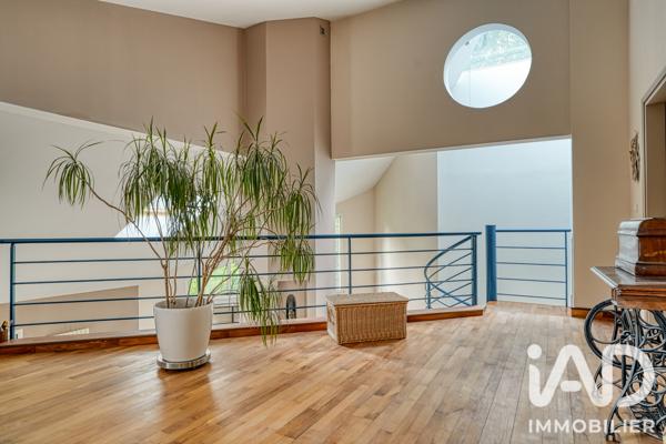 Maison à vendre 9 pièces 218 m² Bessancourt