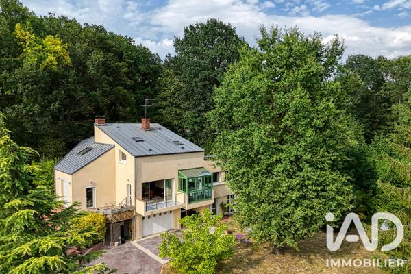 Maison à vendre 9 pièces 218 m² Bessancourt