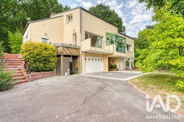 Maison à vendre 9 pièces 218 m² Bessancourt