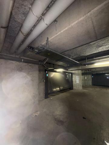 A VENDRE - LOT DE 5 PLACES DE STATIONNEMENT DE MOTO - LYON 3e