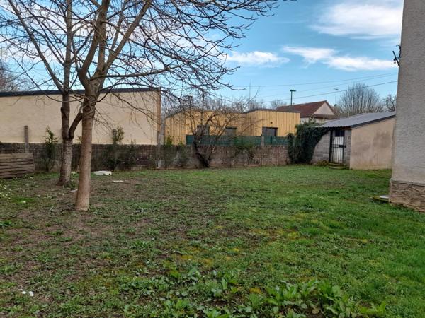 MAISON à vendre 5 pièces CORBIGNY (58) - 113 M2 - GARAGE et DEPENDANCE - TERRAIN 405 m2