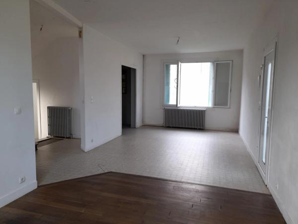 MAISON à vendre 5 pièces CORBIGNY (58) - 113 M2 - GARAGE et DEPENDANCE - TERRAIN 405 m2