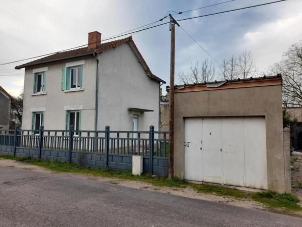 MAISON à vendre 5 pièces CORBIGNY (58) - 113 M2 - GARAGE et DEPENDANCE - TERRAIN 405 m2