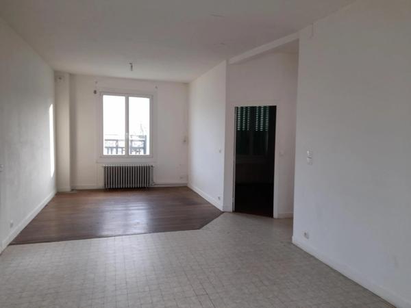 MAISON à vendre 5 pièces CORBIGNY (58) - 113 M2 - GARAGE et DEPENDANCE - TERRAIN 405 m2