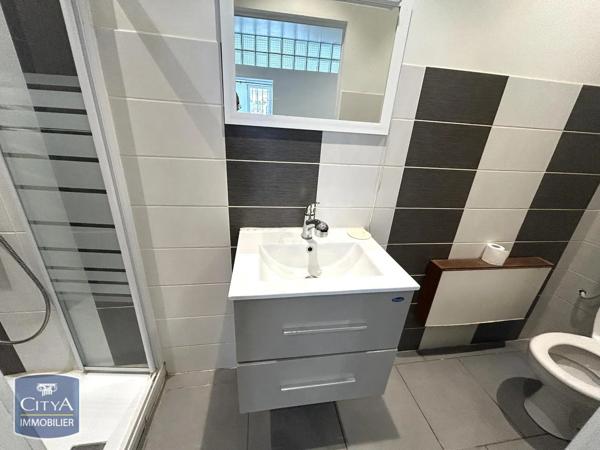 Appartement à louer 2 pièces 21.1m² Saint-Quentin (02100)