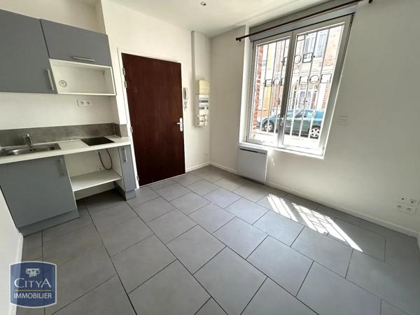 Appartement à louer 2 pièces 21.1m² Saint-Quentin (02100)