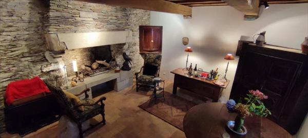 Maison à vendre à Rochefort-en-Terre dans le Morbihan (56220), ref : 143/181M