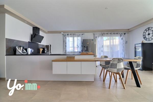 Saint-Martin-de-Hinx (40390) Maison contemporaine neuve (2024) à Saint-Martin-de-Hinx