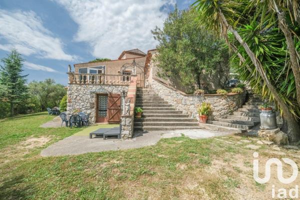 Maison 12 pièces de 349 m² à Peymeinade (06530)