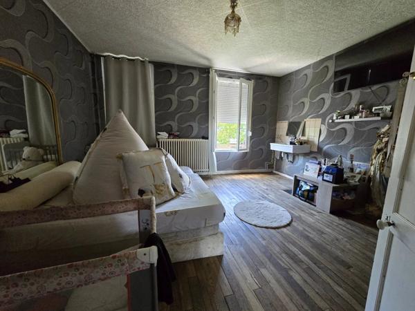 Vente Maison de ville 9 pièces 270 m2 à Bourbonne-les-Bains