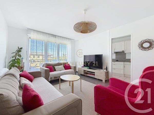 Appartement F3 à vendre  3 pièces - 65 m2 NOISY LE GRAND - 93