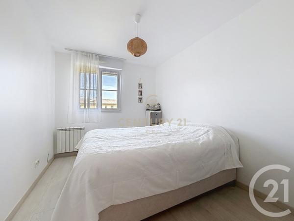 Appartement F3 à vendre  3 pièces - 65 m2 NOISY LE GRAND - 93