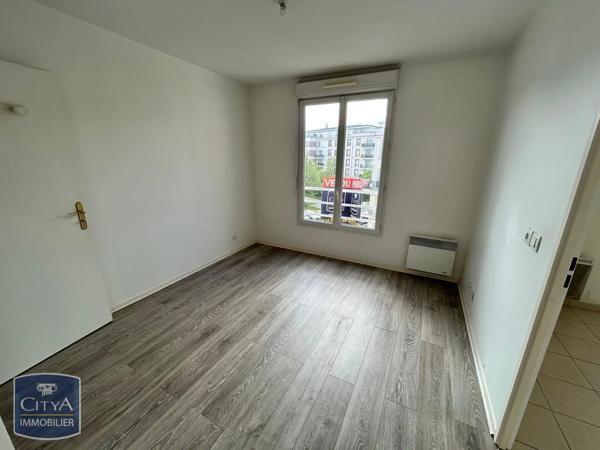 Appartement à vendre 2 pièces 43.9m² Corbeil-Essonnes (91100)