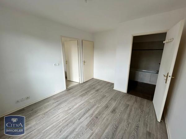Appartement à vendre 2 pièces 43.9m² Corbeil-Essonnes (91100)
