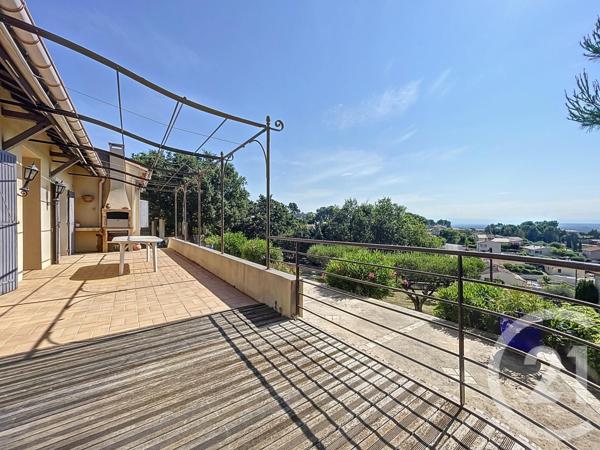 Maison à vendre  5 pièces - 135 m2 LAUDUN L ARDOISE - 30