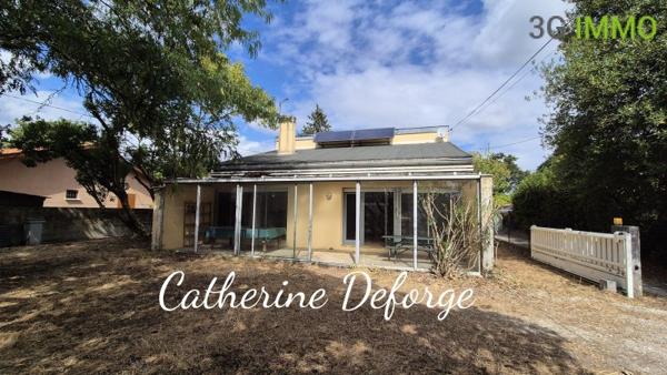 Vente / Maison d'architecte à Pessac (33600)