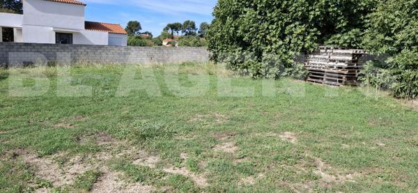 Terrain a bâtir a Aubagne - Au calme, nature et vue dégagée pour votre future maison