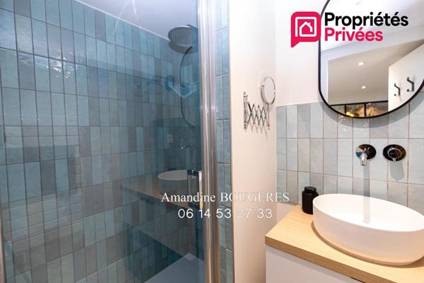 VITRE 35500 - PROCHE GARE A PIED- CENTRE VILLE -218 M² - 5 CHAMBRES - JARDIN - 579 000 EUROS HAI - STATIONNEMENT