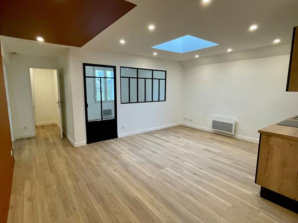 A LOUER SEGRE Très bel appartement T3 de 68 m2