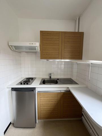 Studio, avenue de Paris