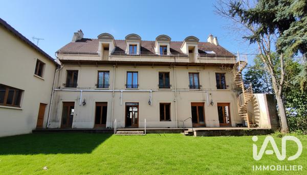 Immeuble à vendre 518 m² Écouen