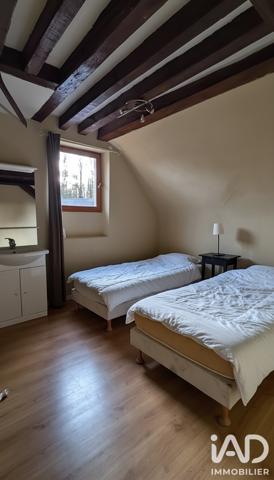 Immeuble à vendre 518 m² Écouen