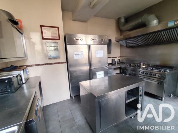 Immeuble à vendre 518 m² Écouen