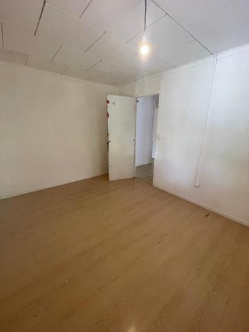 Maison T4 et locatif T3 indépendant - piscine - terrain de 577 m2 -