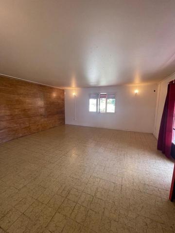 Maison T4 et locatif T3 indépendant - piscine - terrain de 577 m2 -