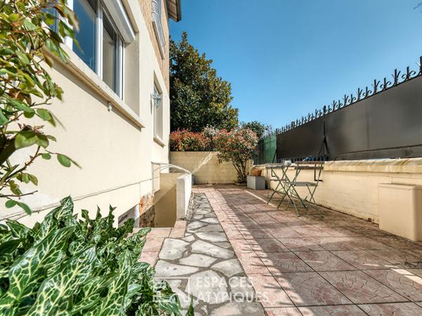 Appartement Duplex rénové avec terrasses dans un quartier calme et recherché d’IGNY