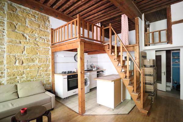 MAGNIFIQUE T1 BIS SITUE A LYON 01 – RUE IMBERT COLOMES - 48 M²