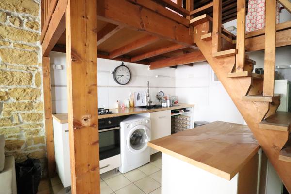 MAGNIFIQUE T1 BIS SITUE A LYON 01 – RUE IMBERT COLOMES - 48 M²