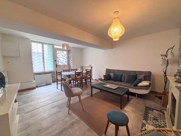 Maison Chateau Gontier Sur Mayenne 4 pièce(s) 83 m2