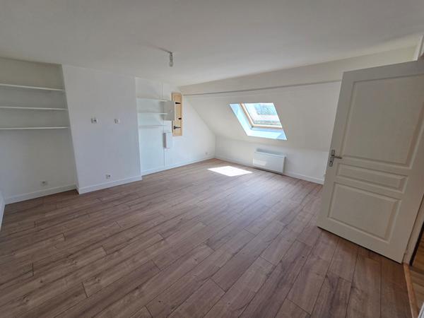 Maison Dourdan 5 pièces de 160 m2 avec grange attenante de 80 m² + garage 20 m²